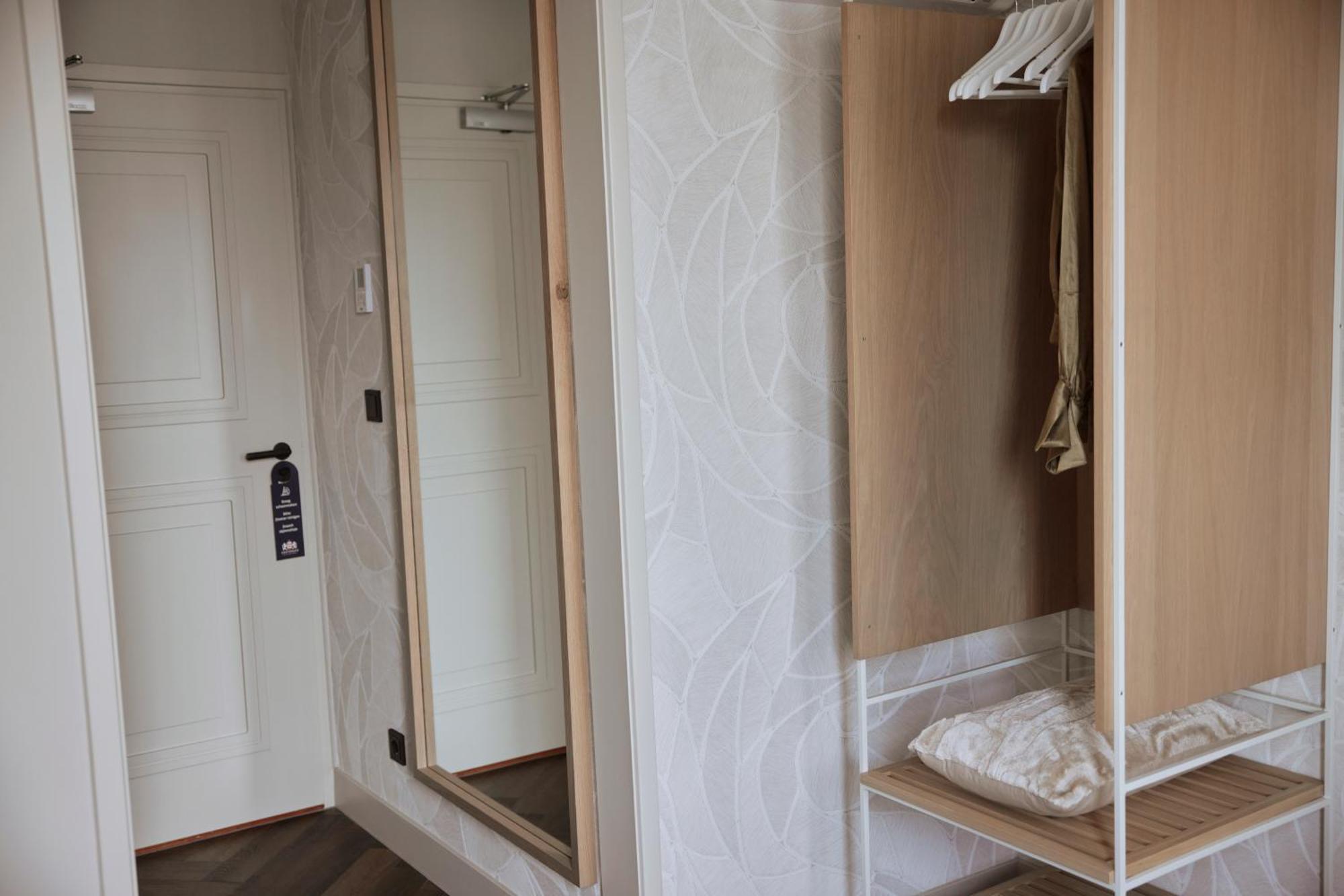 חראו Hotel Oostergoo חדר תמונה